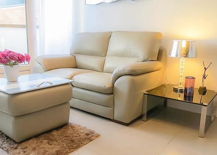 Cabourg, Cosy Avec Balcon + Parking Prive * Cabourg